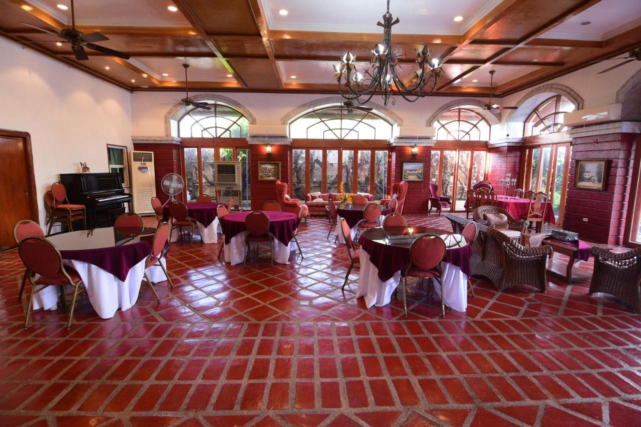 Ang Tahanan Ni Aling Meding Hotel And Restaurant Сан-Пабло Экстерьер фото